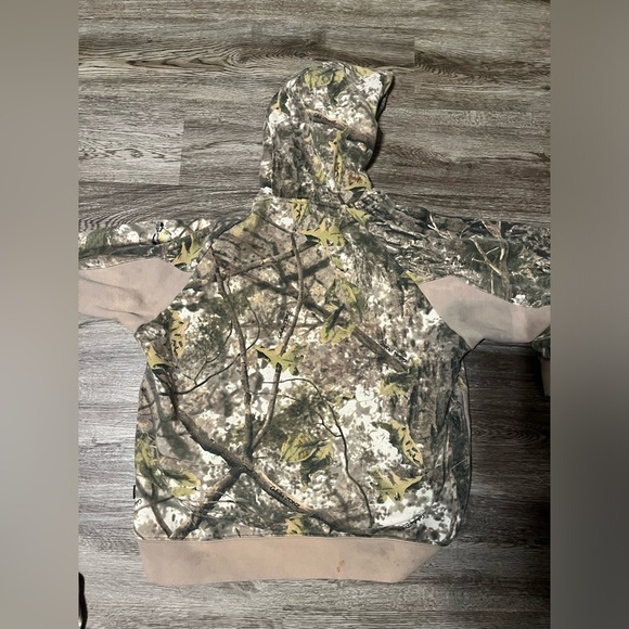 Barely used cabelas hoodie - Picture 2 of 2